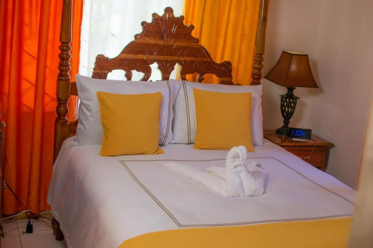 Windbreak Villa Buff Bay Ngoại thất bức ảnh